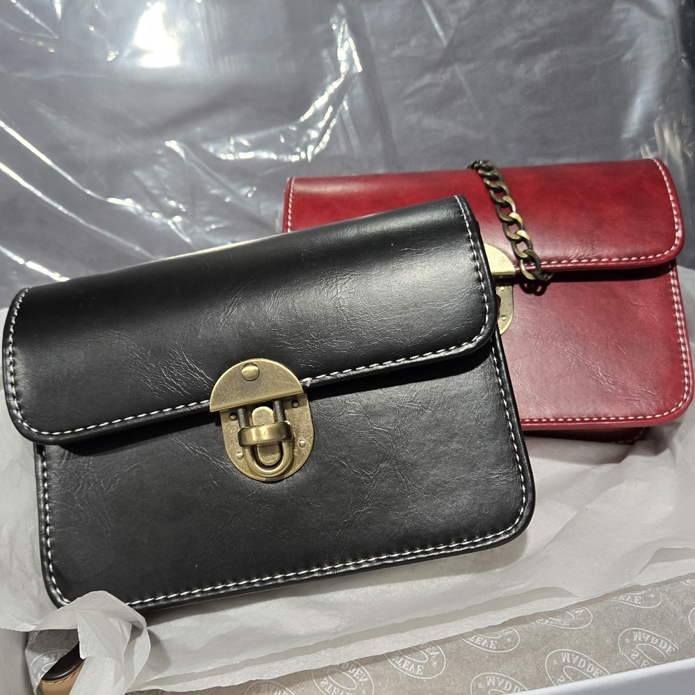 (Bundle Deal) NWOT Eclectic Vegan Crossbody Purses with Thick Chain Strap